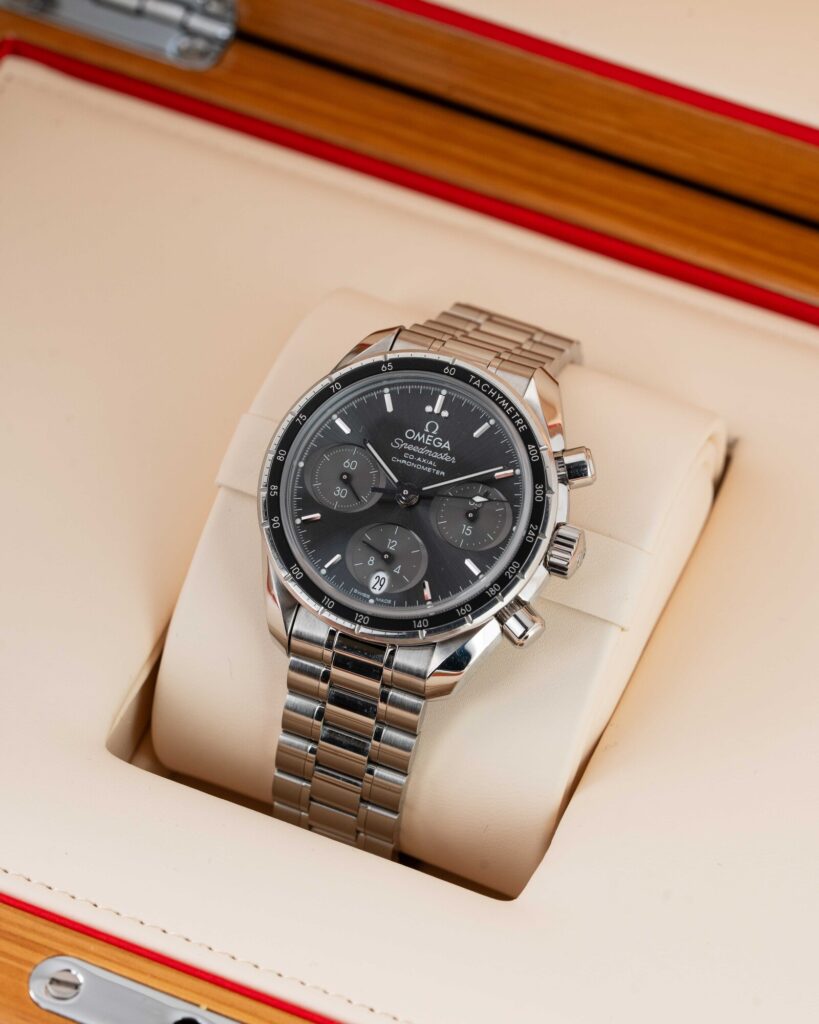 Omega Speedmaster 324.30.38.50.06.001 2020