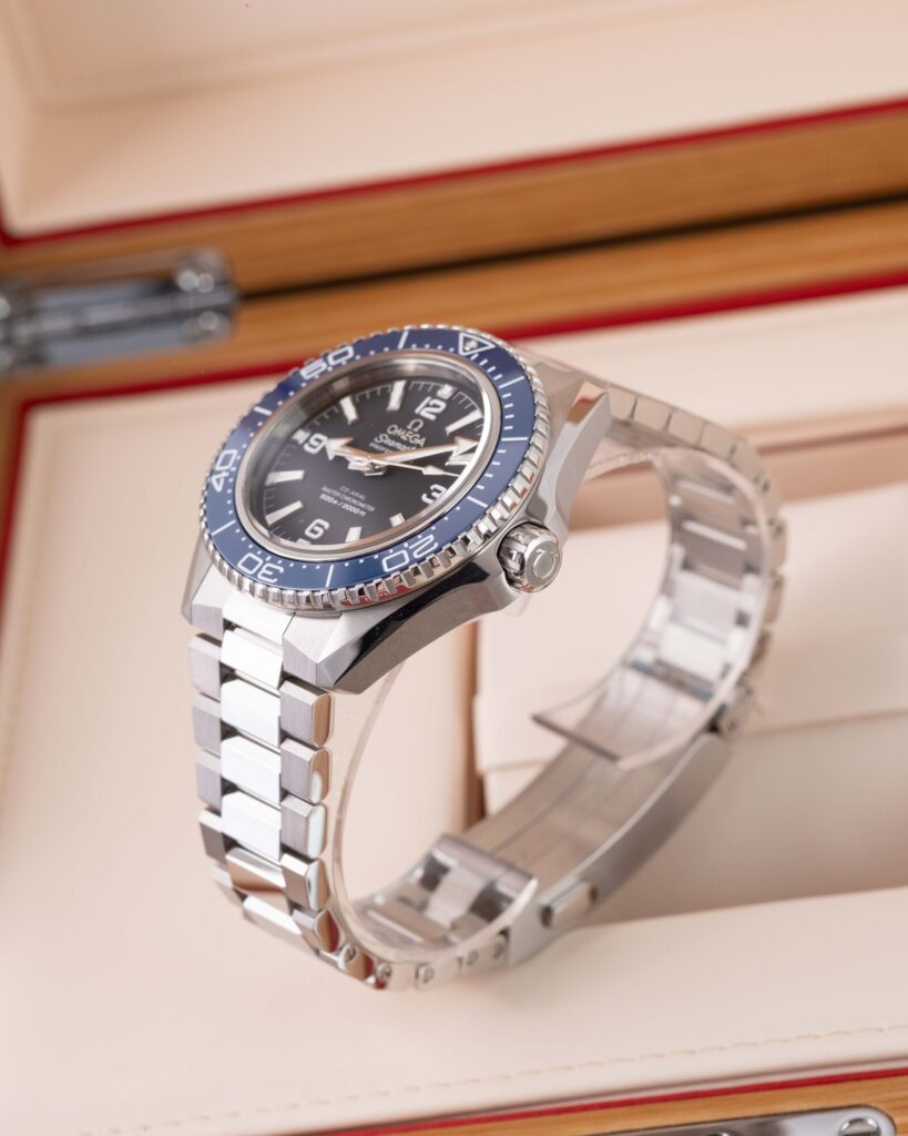Omega Seamaster Planet Ocean 	217.30.42.21.01.002 2026