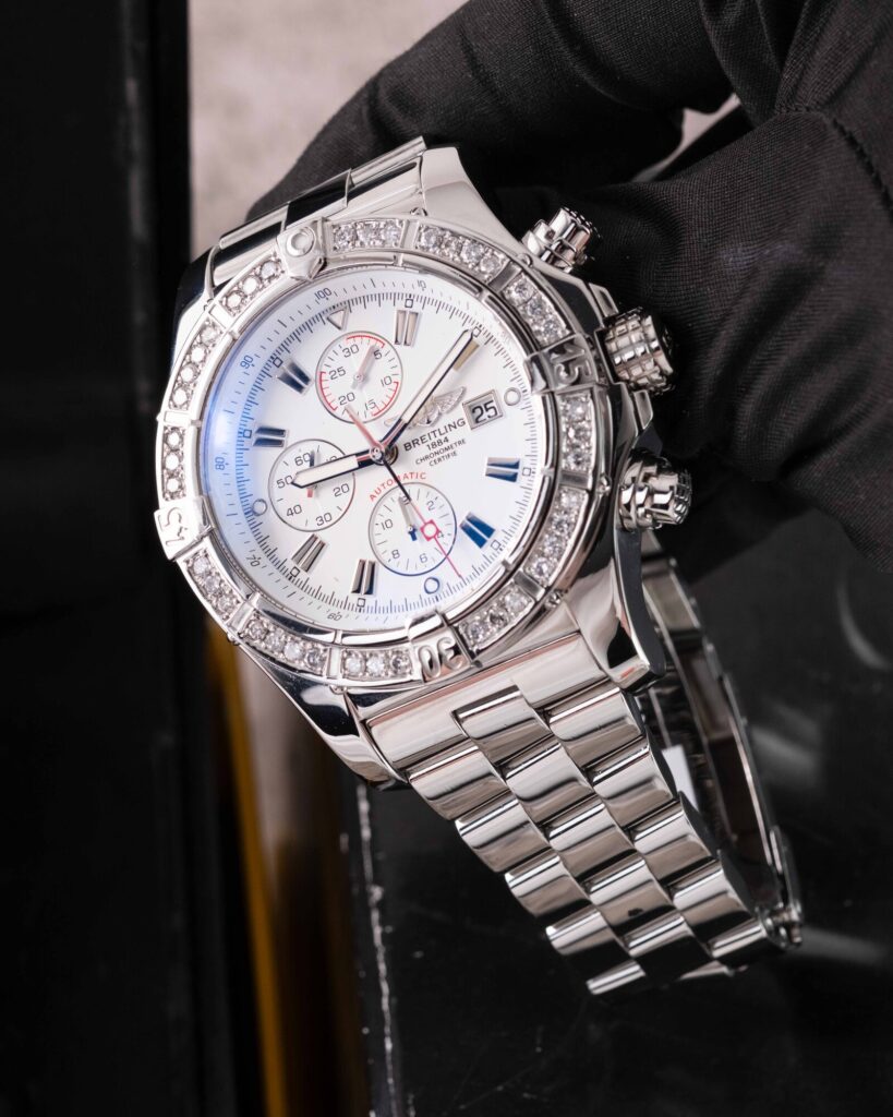 Breitling Super Avenger A13370 2010