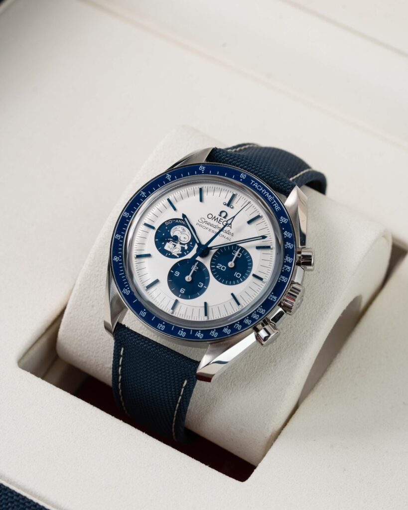 Omega Speedmaster Snoopy 310.32.42.50.02.001 2025