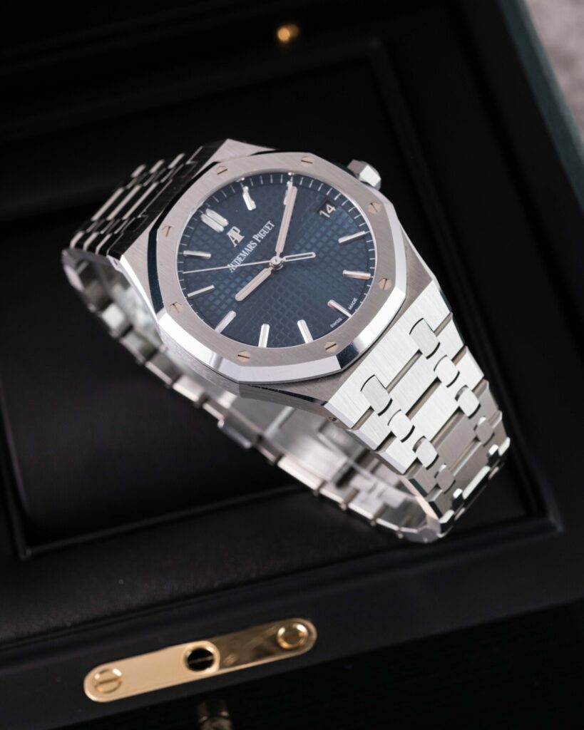 Audemars Piguet Royal Oak  15500ST.OO.1220ST.01 2021