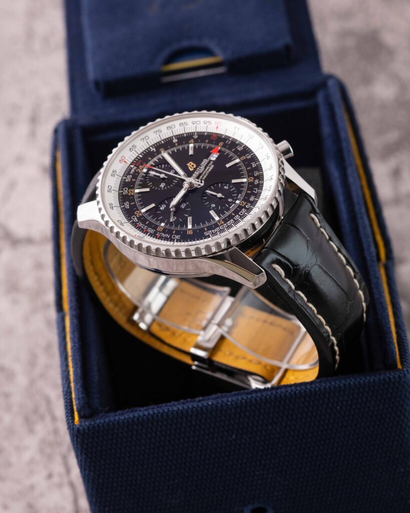 Breitling Navitimer A24322 2021