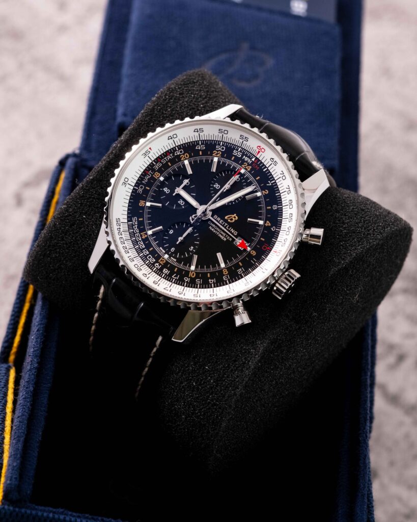 Breitling Navitimer A24322 2021