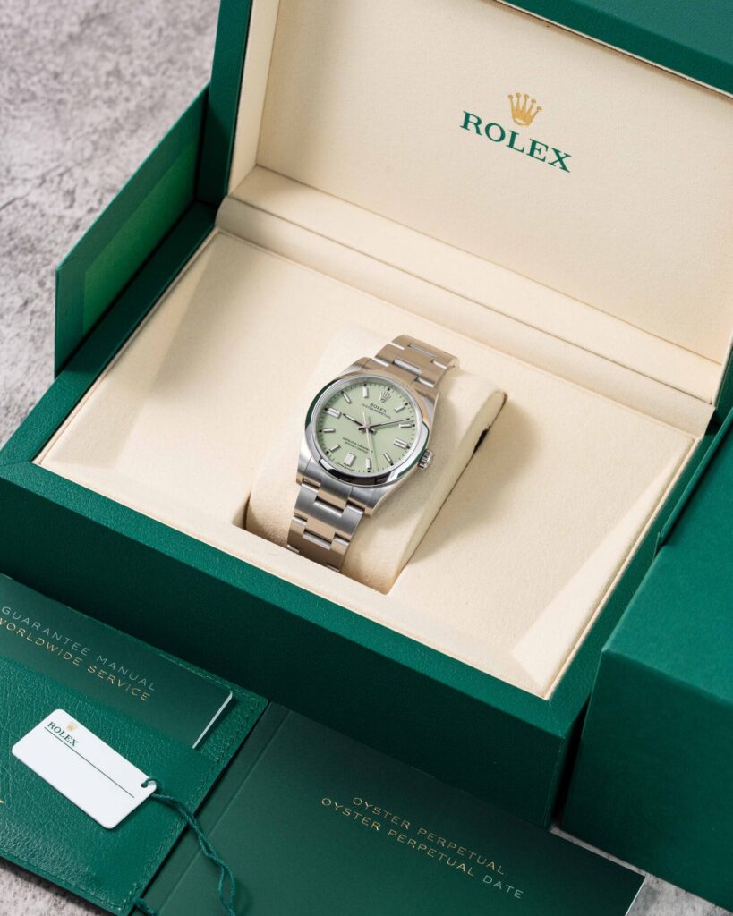 Rolex Oyster Perpetual 126000 2025