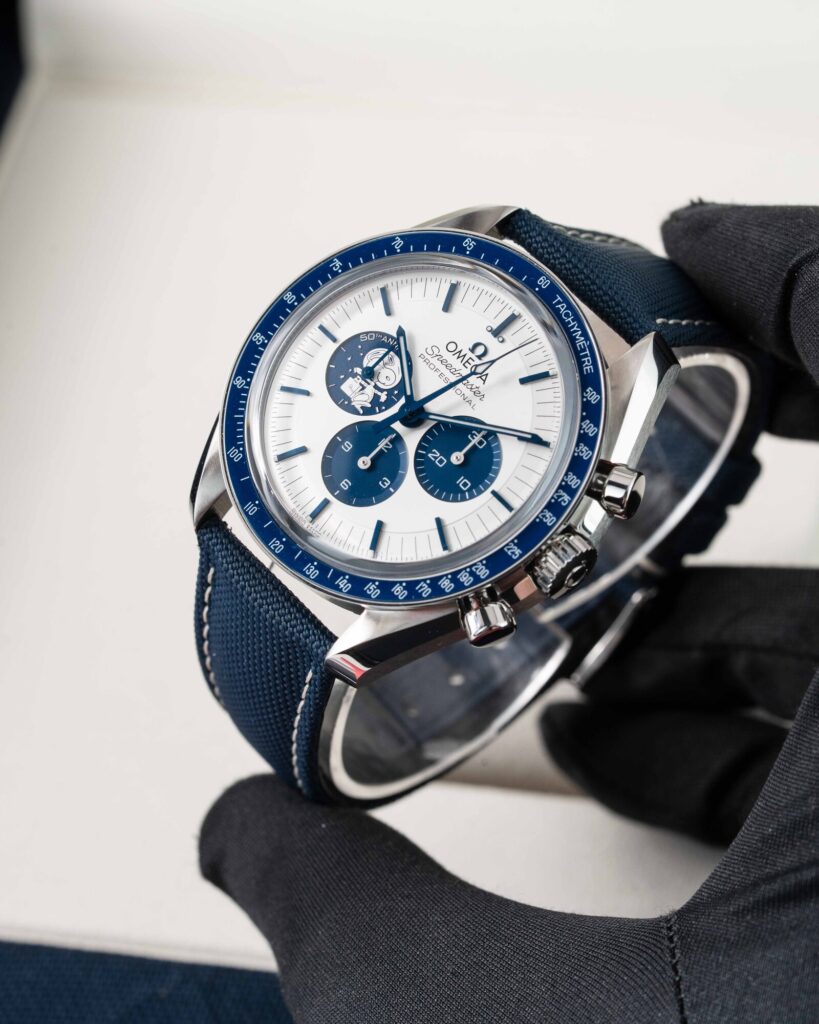 Omega Speedmaster Snoopy 310.32.42.50.02.001 2025