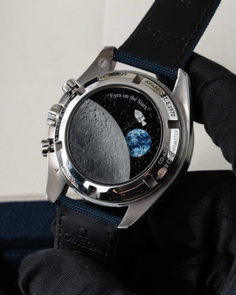 Omega Speedmaster Snoopy 310.32.42.50.02.001 2025