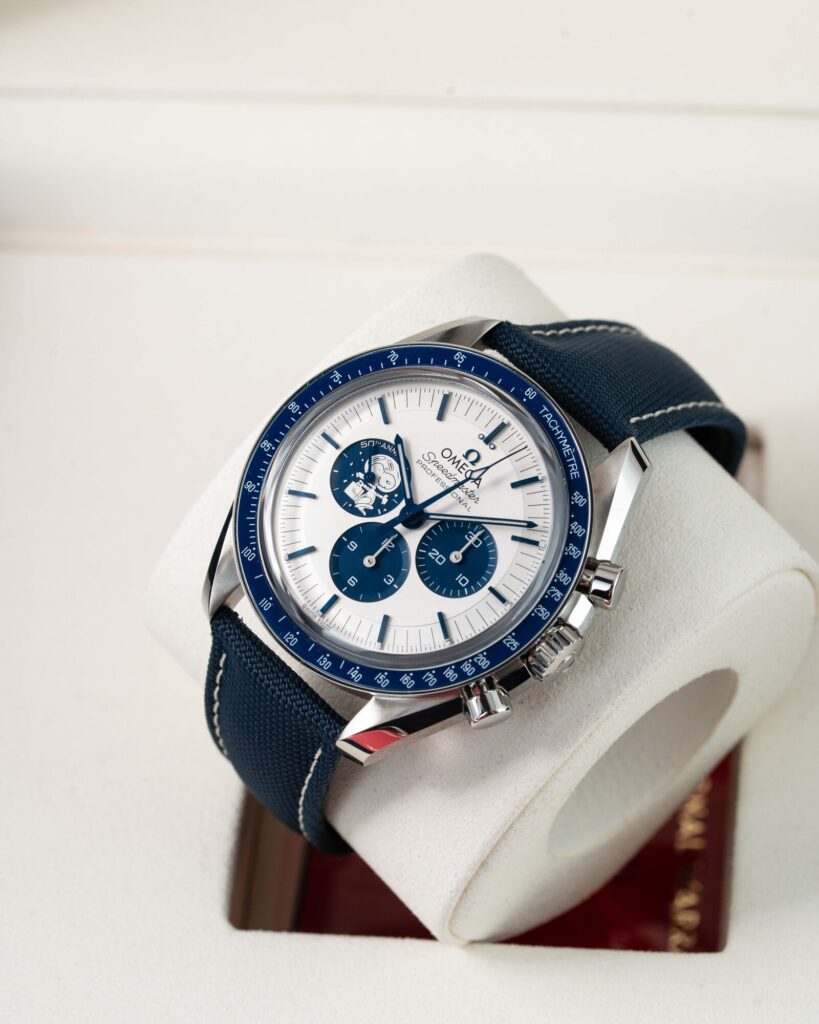 Omega Speedmaster Snoopy 310.32.42.50.02.001 2025