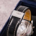 Breitling Navitimer A24322 2021