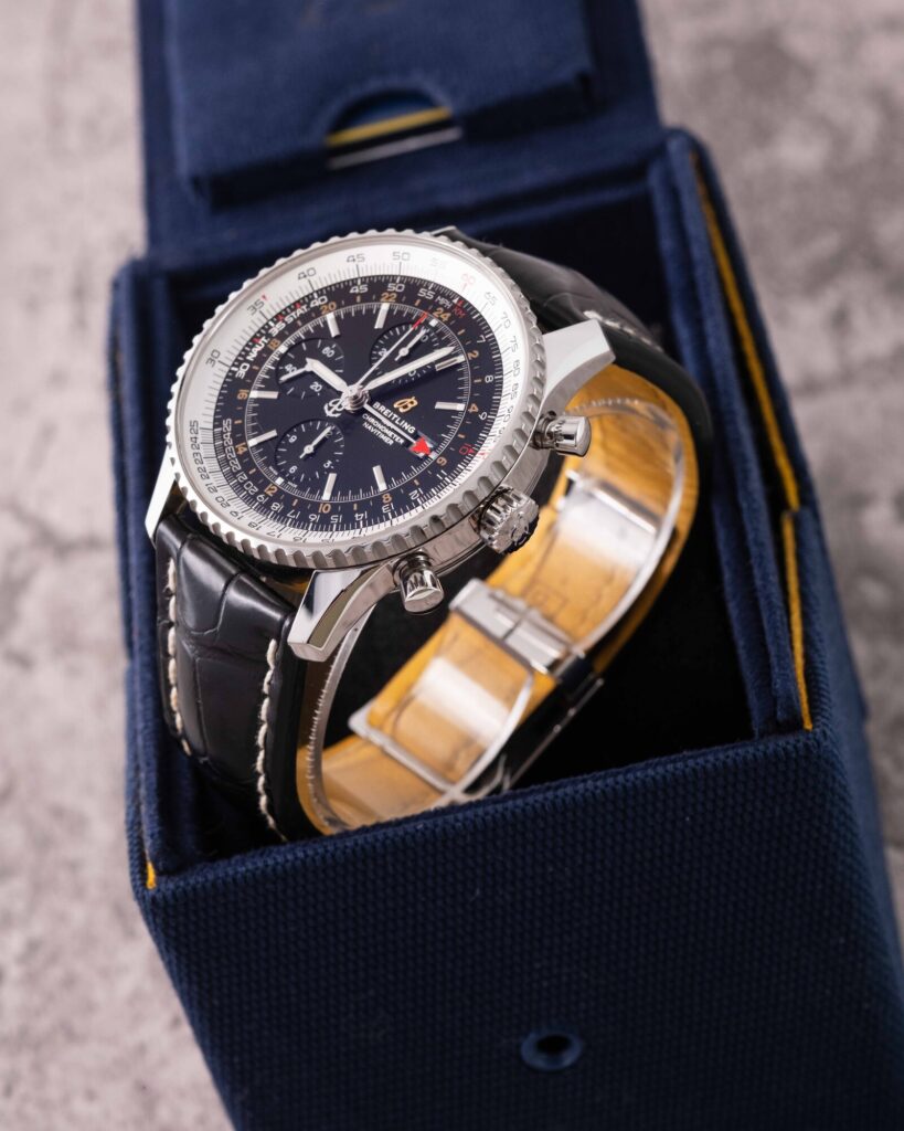 Breitling Navitimer A24322 2021
