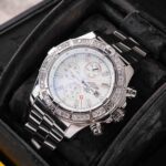 Breitling Super Avenger A13370 2010