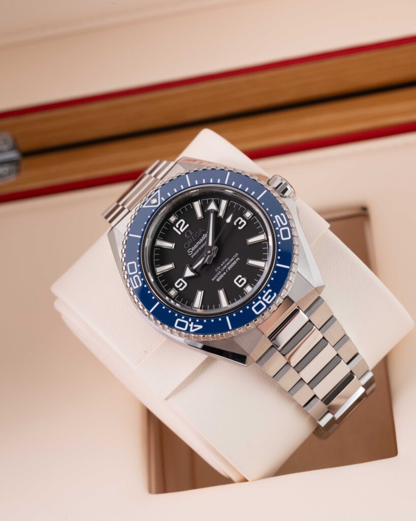 Omega Seamaster Planet Ocean 	217.30.42.21.01.002 2026