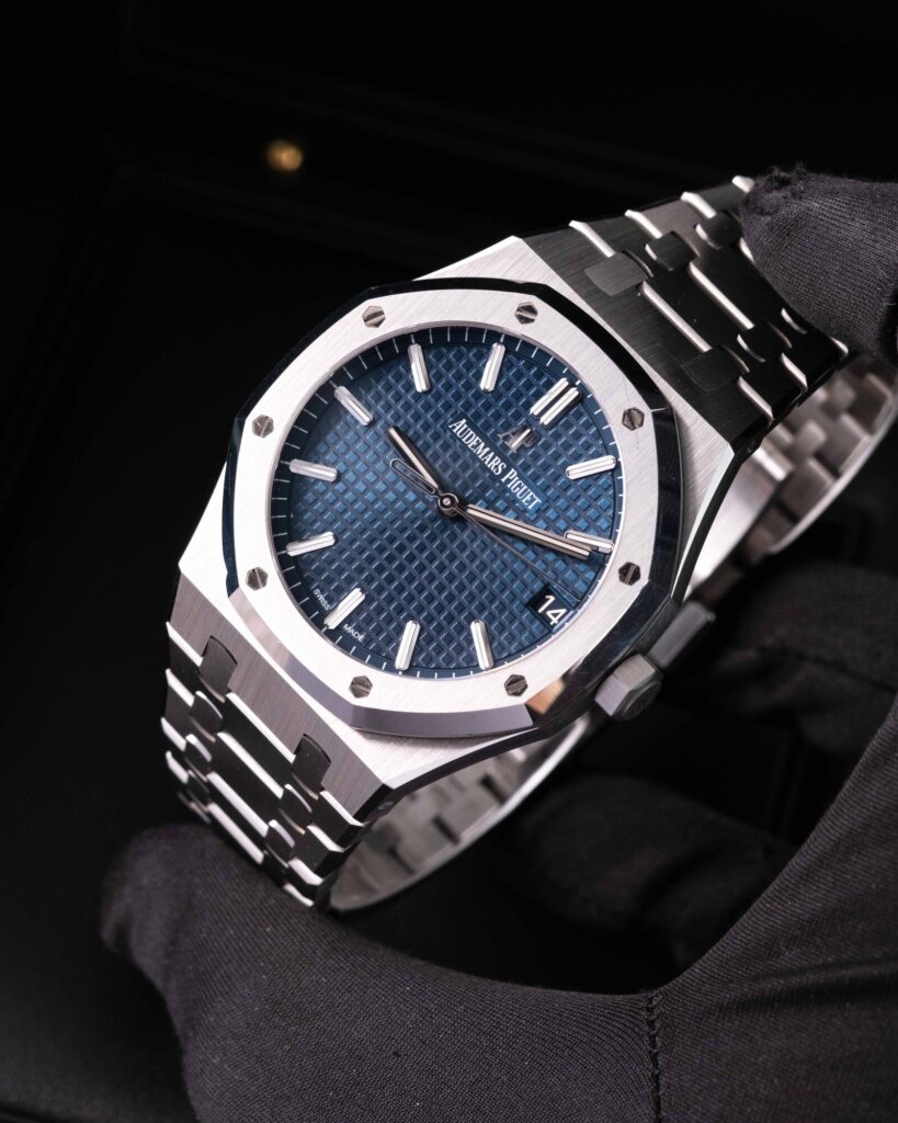 Audemars Piguet Royal Oak  15500ST.OO.1220ST.01 2021