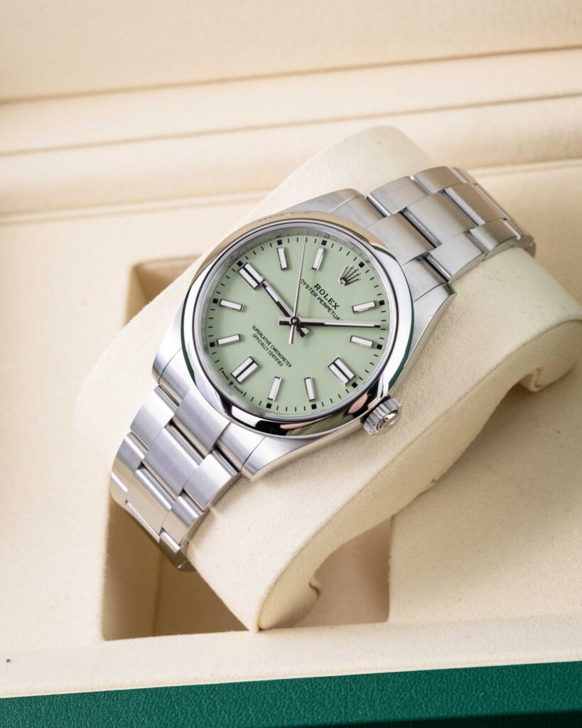 Rolex Oyster Perpetual 134300 2026