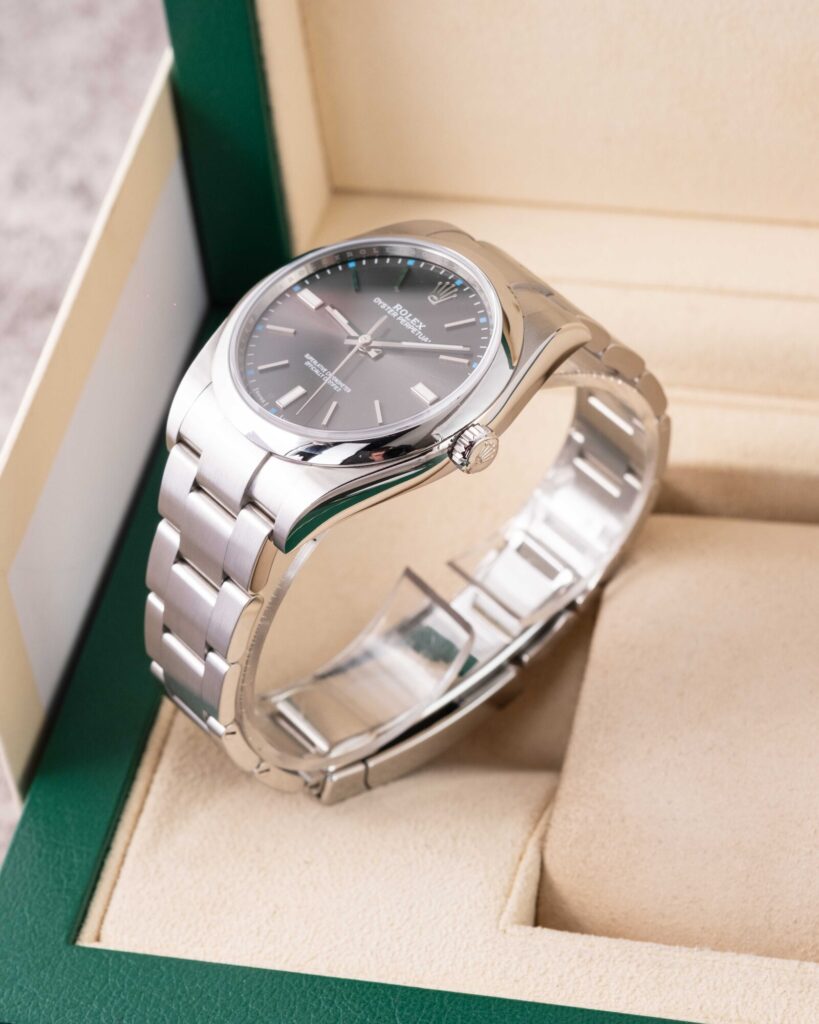 Rolex Oyster Perpetual 114300 2015