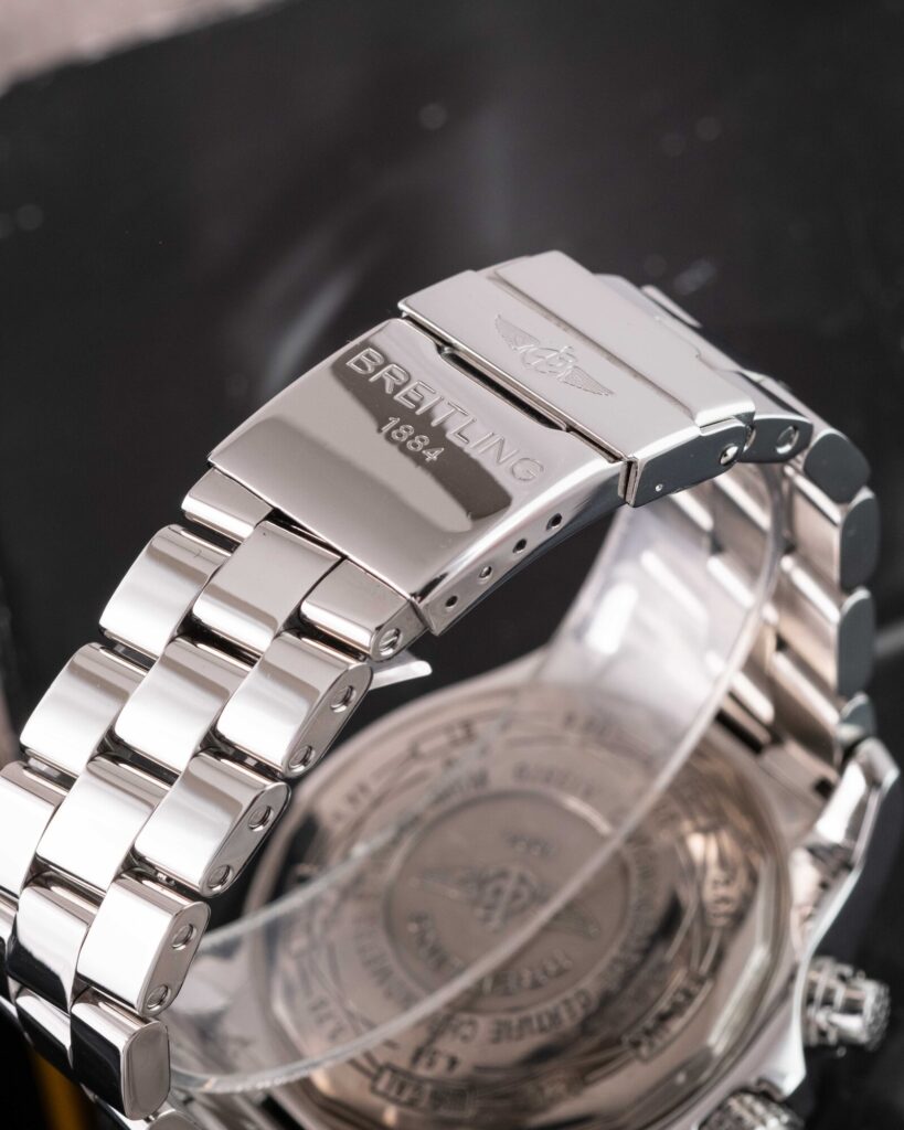 Breitling Super Avenger A13370 2010