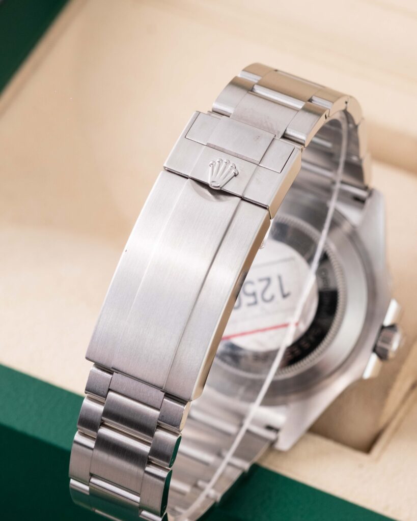Rolex Sea-Dweller 126600 2024