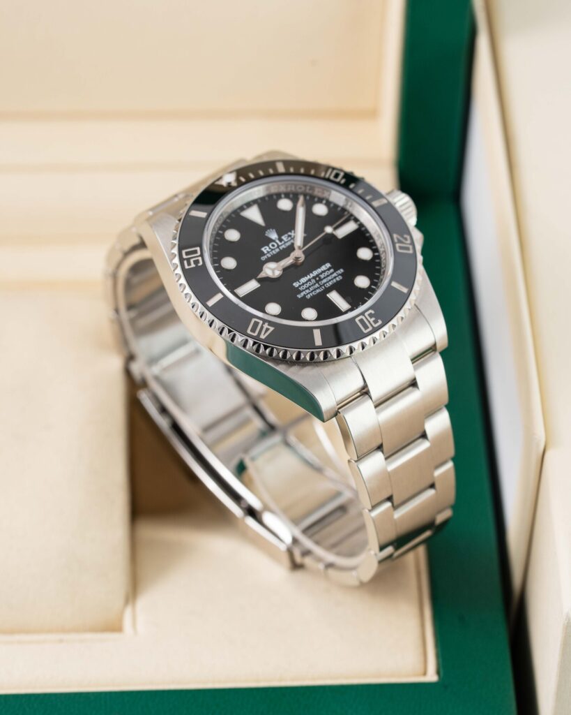 Rolex Submariner 124060 2024