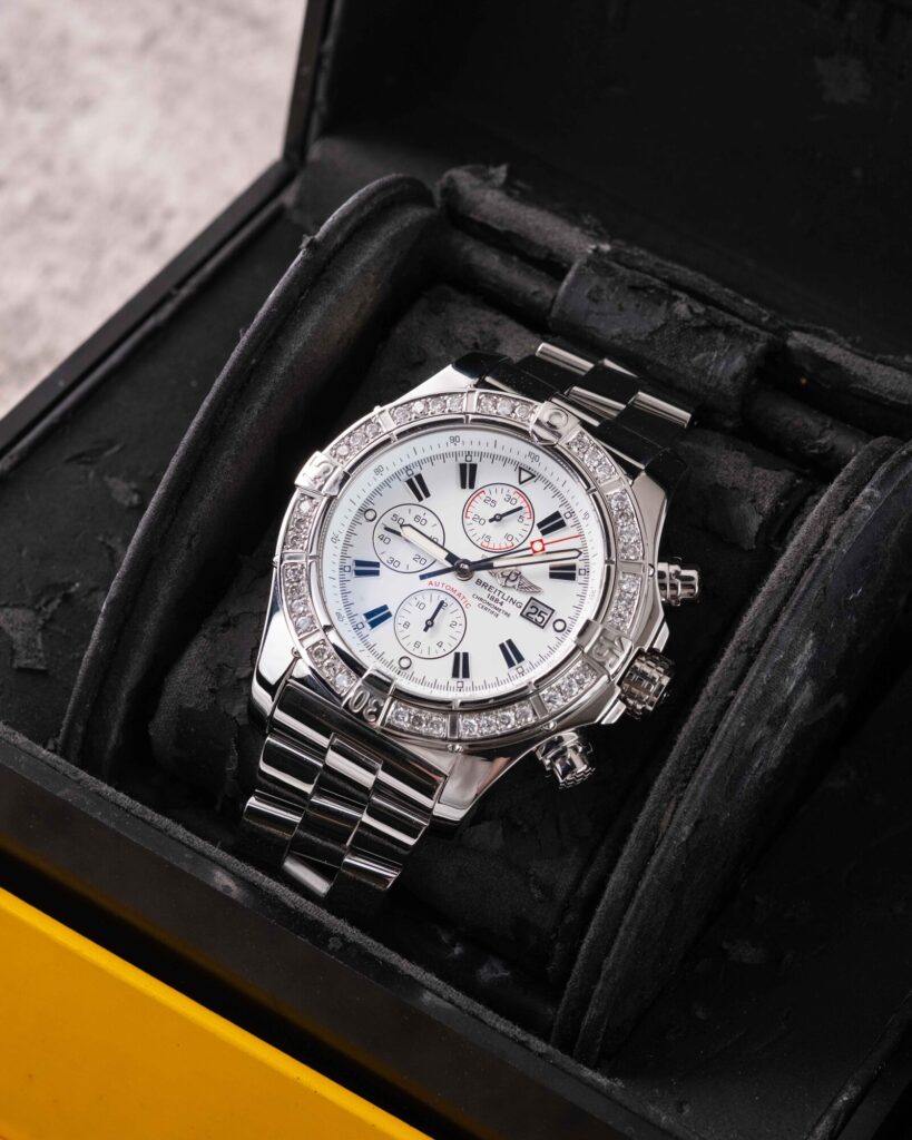 Breitling Super Avenger A13370 2010