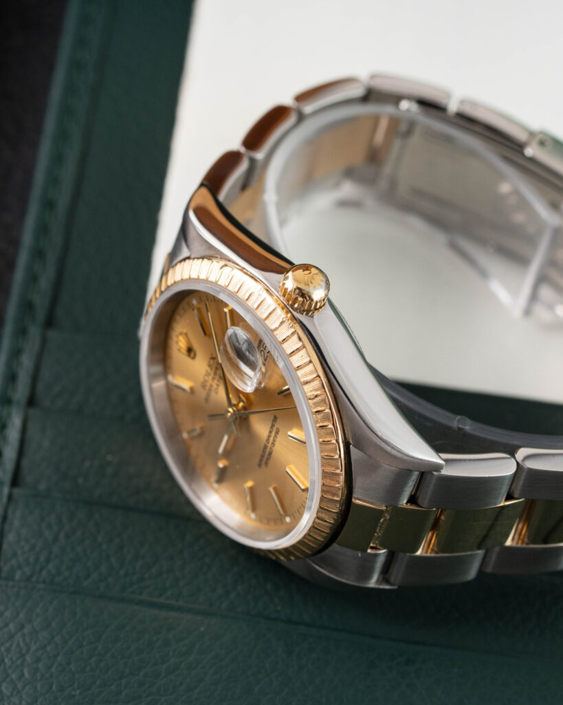 Rolex Oyster Perpetual Date 15223 2003