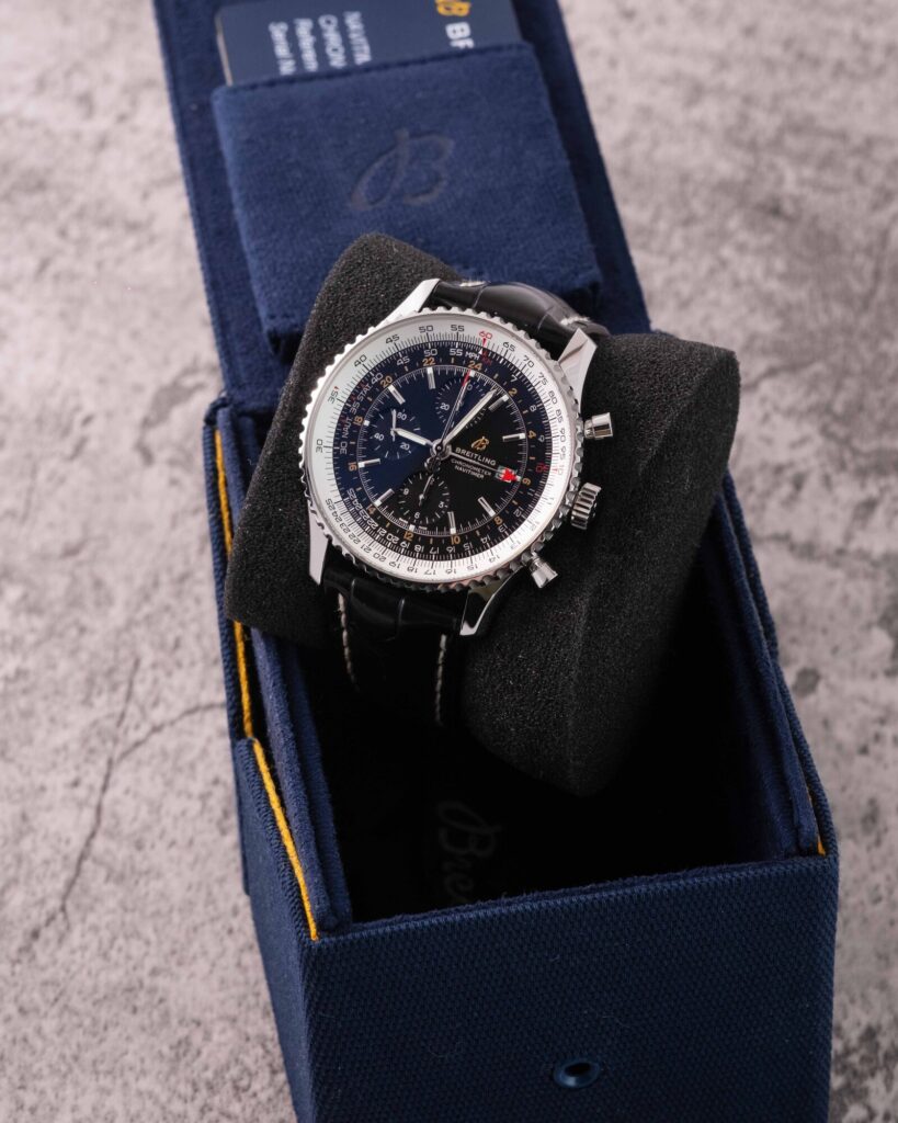 Breitling Navitimer A24322 2021