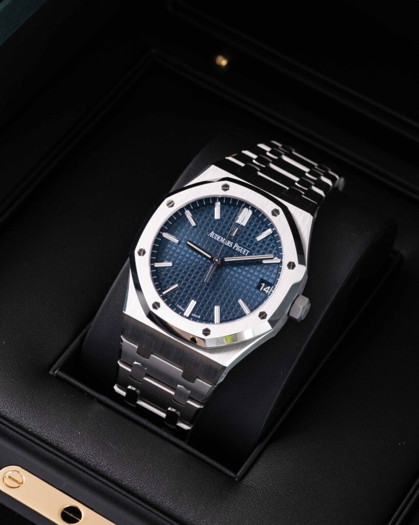 Audemars Piguet Royal Oak  15500ST.OO.1220ST.01 2021