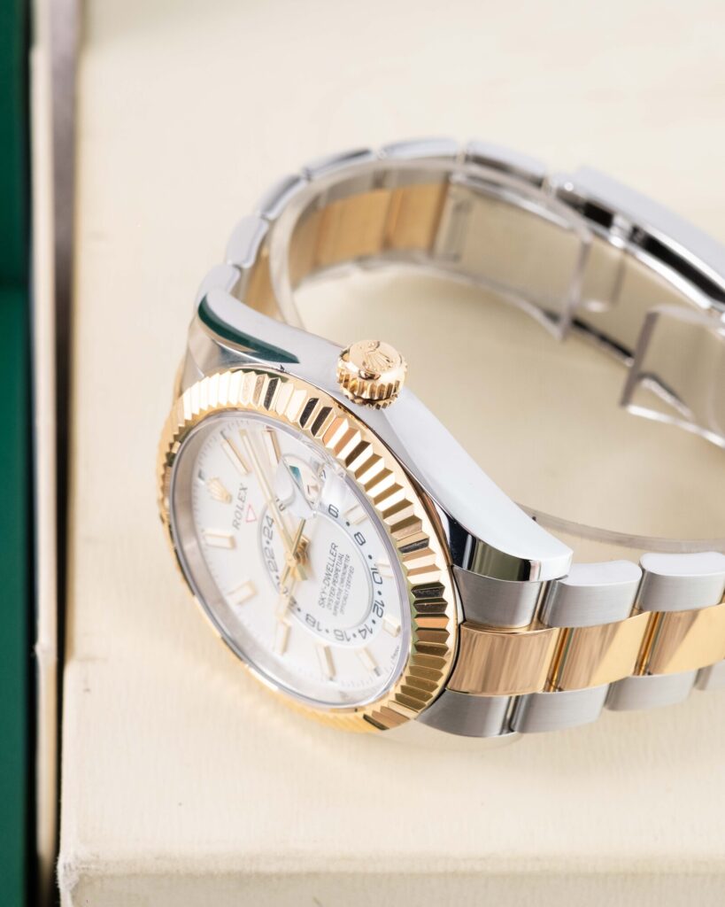Rolex Sky-Dweller 326933 2019