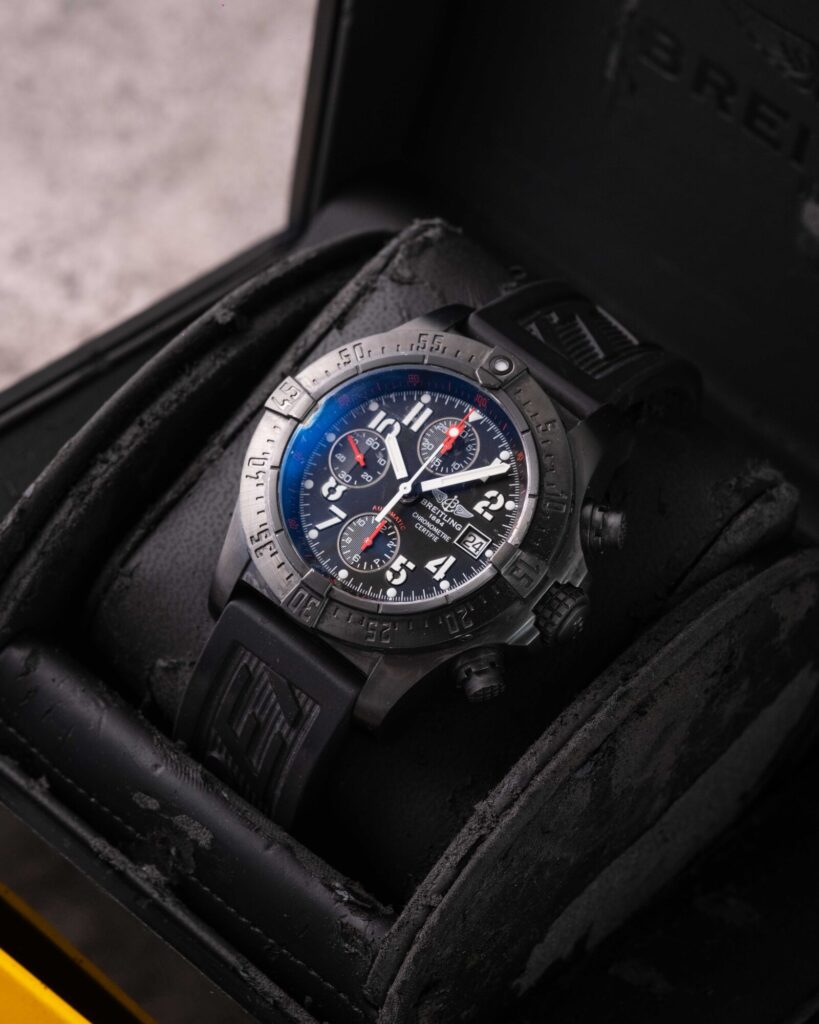 Breitling Avenger M133380 2008