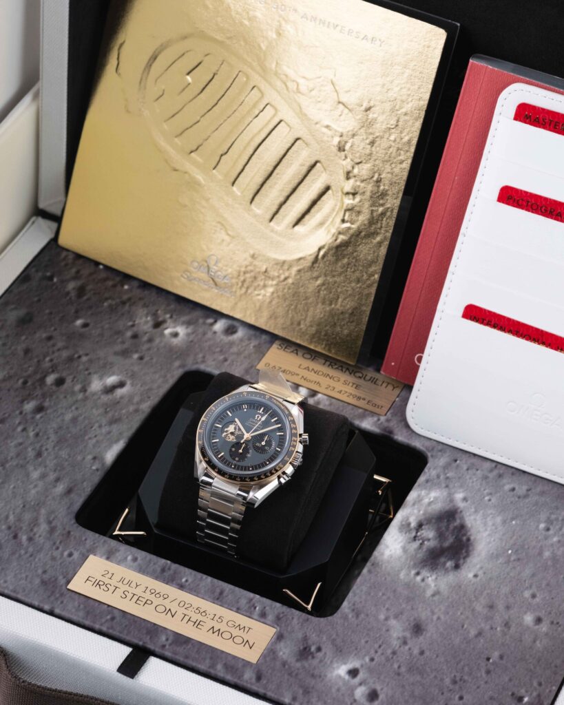 Omega Speedmaster Anniversary Series  310.20.42.50.01.001 2020
