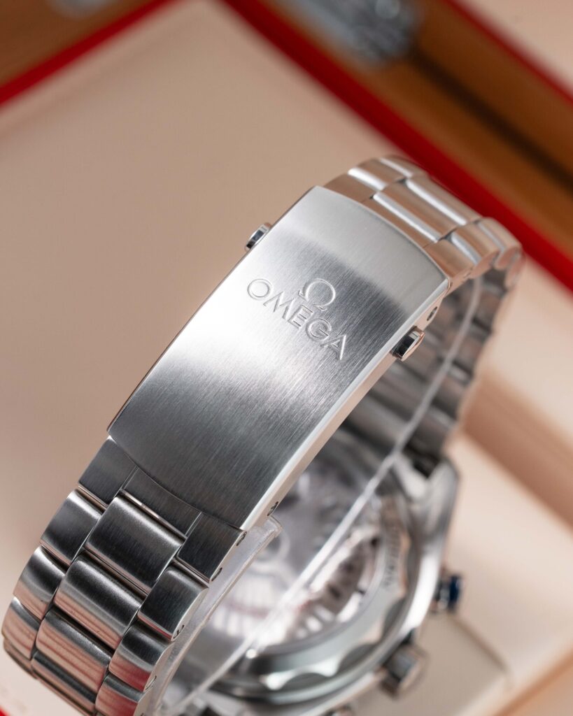 Omega Seamaster Planet Ocean Chronograph 215.30.46.51.03.001 2023