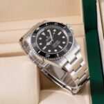 Rolex Submariner 124060 2022