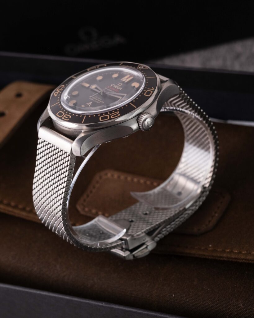 Omega Seamaster No Time To Die 210.92.42.20.01.001 2021