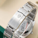 Rolex Oyster Perpetual 124200 2025