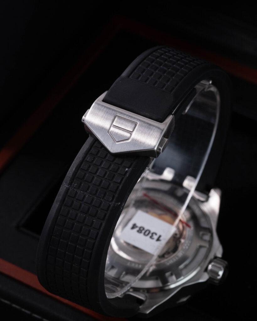 Tag Heuer Aquaracer WAJ2110.FT6015 2011