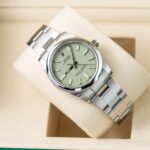 Rolex Oyster Perpetual 124200 2025