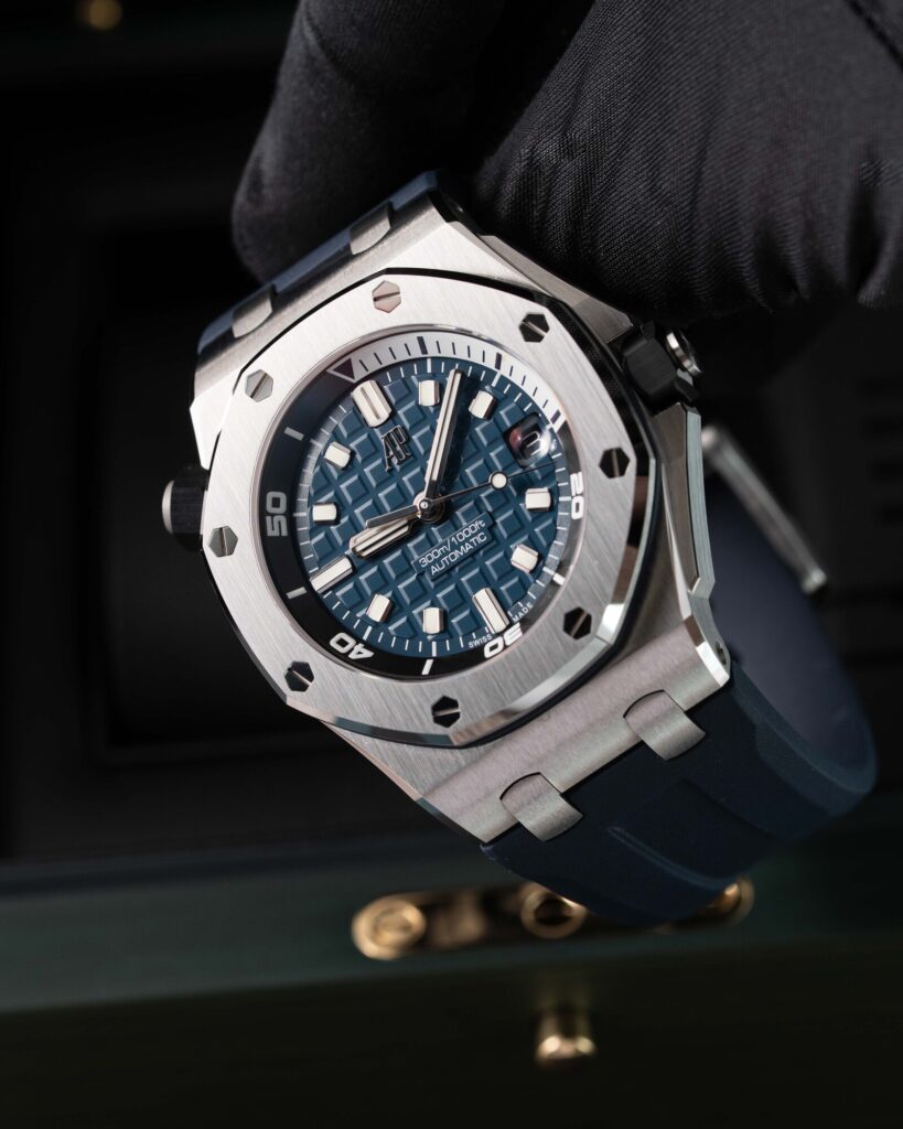 Audemars Piguet Royal Oak Offshore Diver 15720.ST.OO.A027CA.01 2025