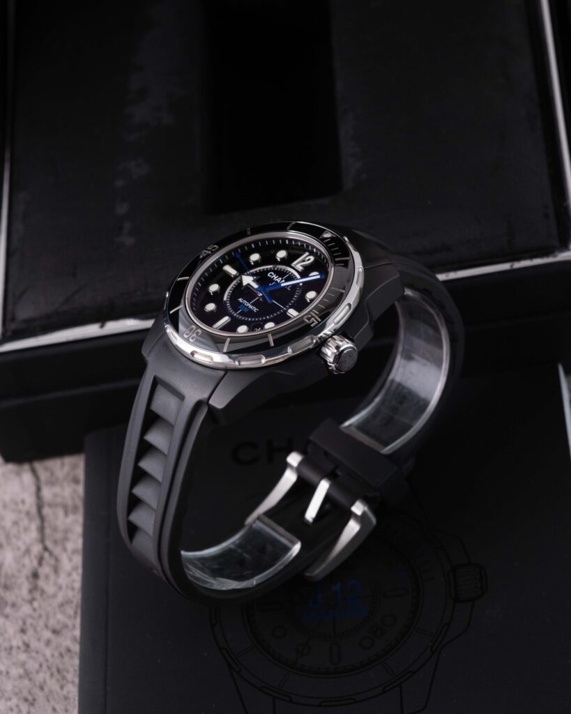 Chanel J12 Marine H2558 2015