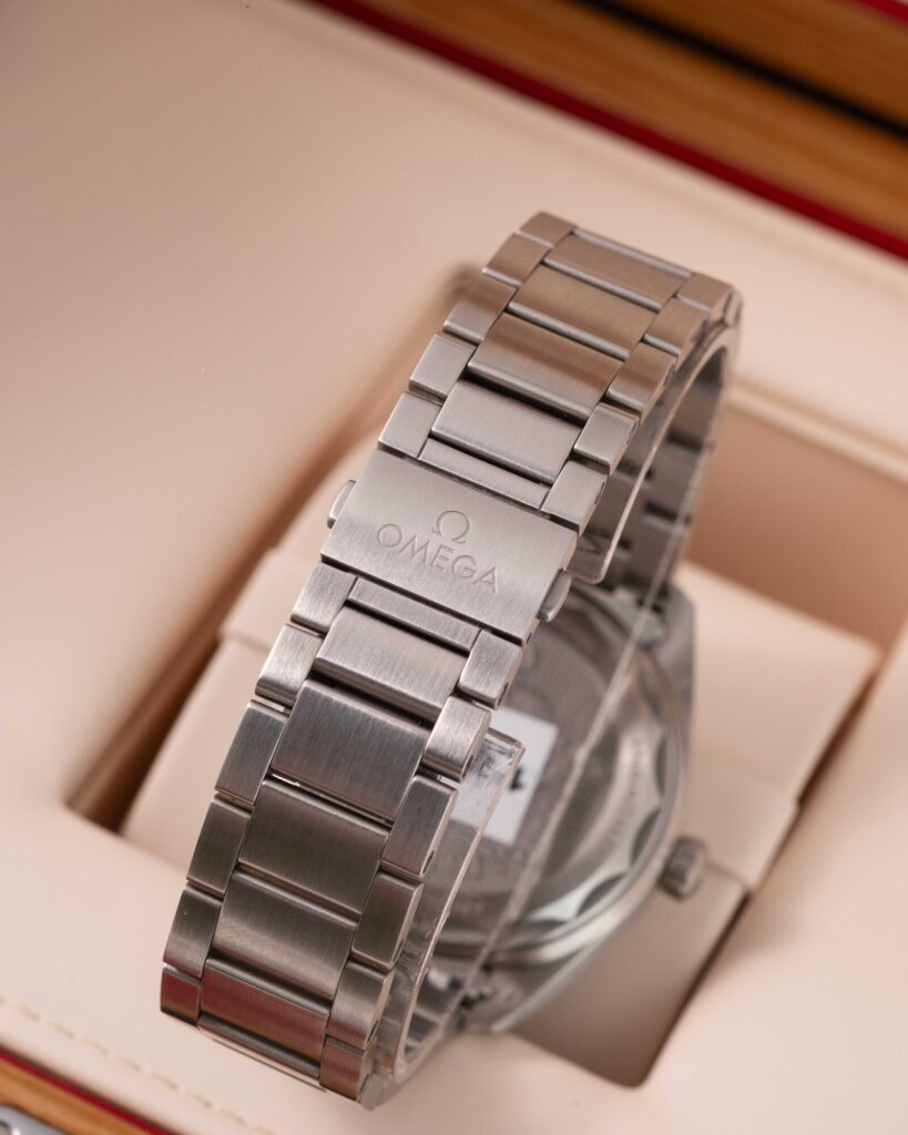 Omega Seamaster Railmaster 220.10.40.20.06.001 2025