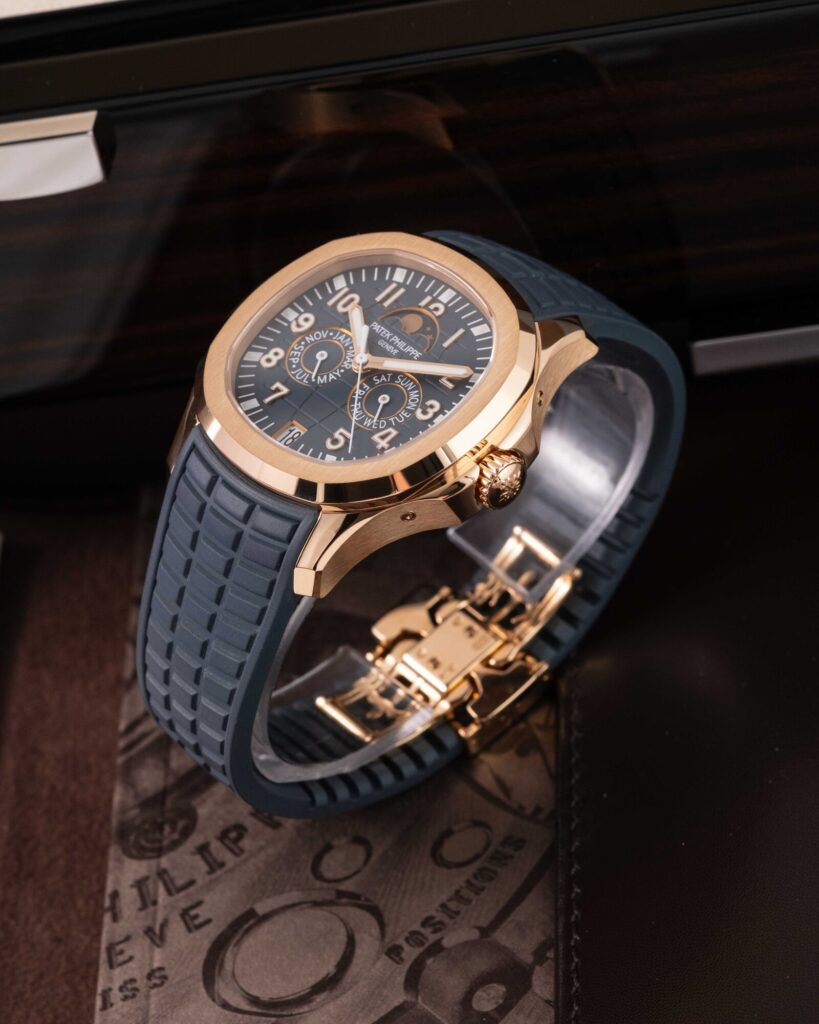 Patek Philippe Aquanaut 5261R-001