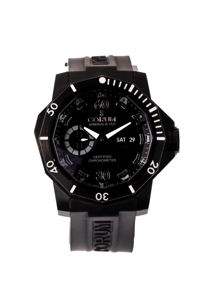 Corum Admiral Cup Deep Hull 01.0076