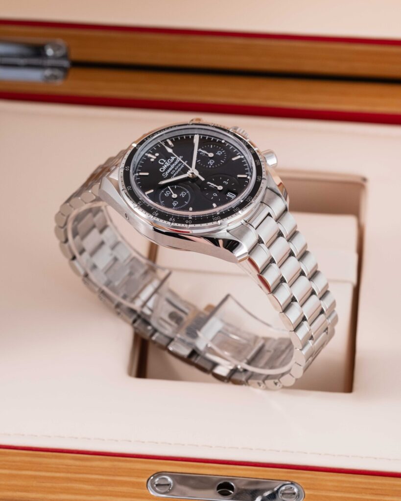 Omega Speedmaster 324.30.38.50.01.001 2026