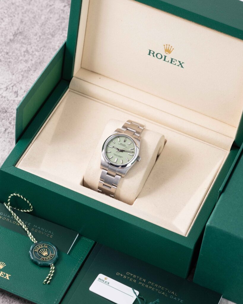 Rolex Oyster Perpetual 124200 2026