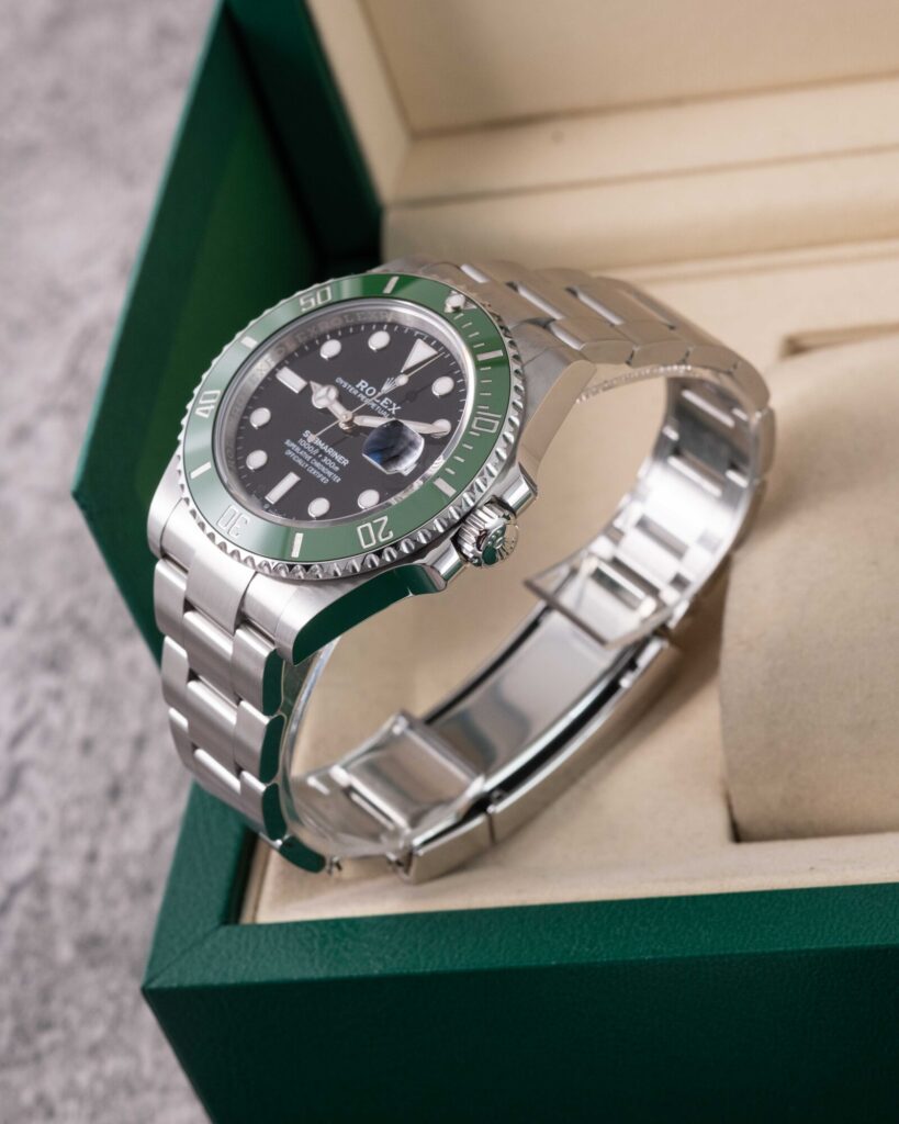 Rolex Submariner 126610LV 2025