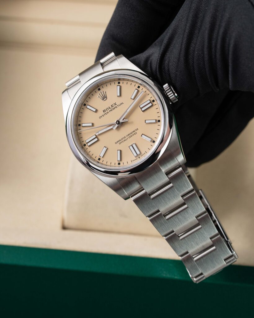 Rolex Oyster Perpetual 134300 2025