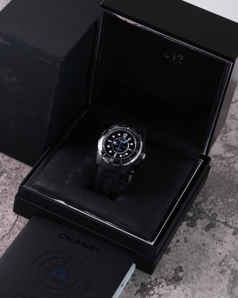 Chanel J12 Marine H2558 2015