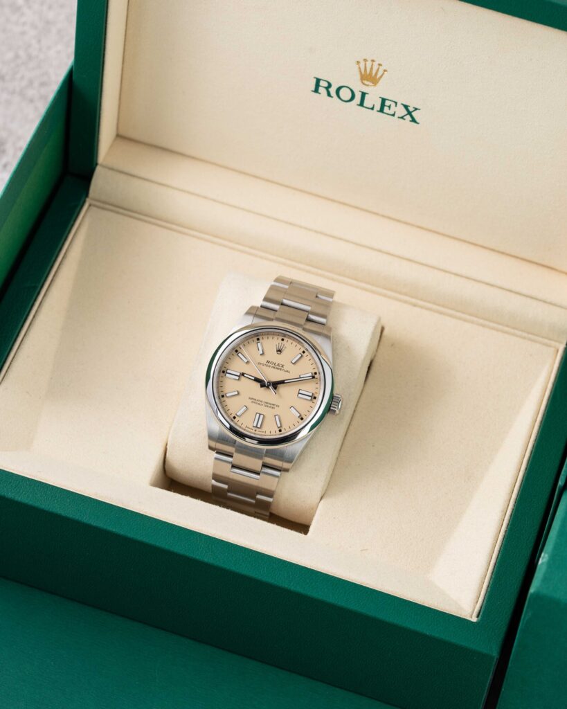 Rolex Oyster Perpetual 134300 2025