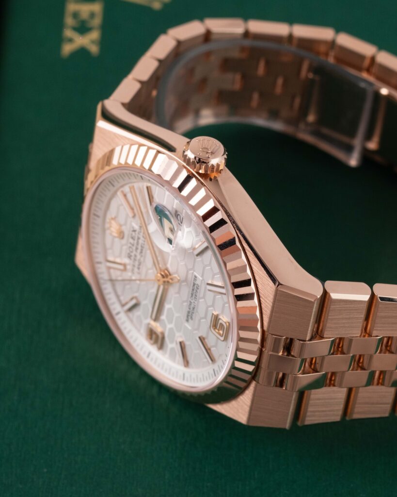 Rolex Land-Dweller 127335