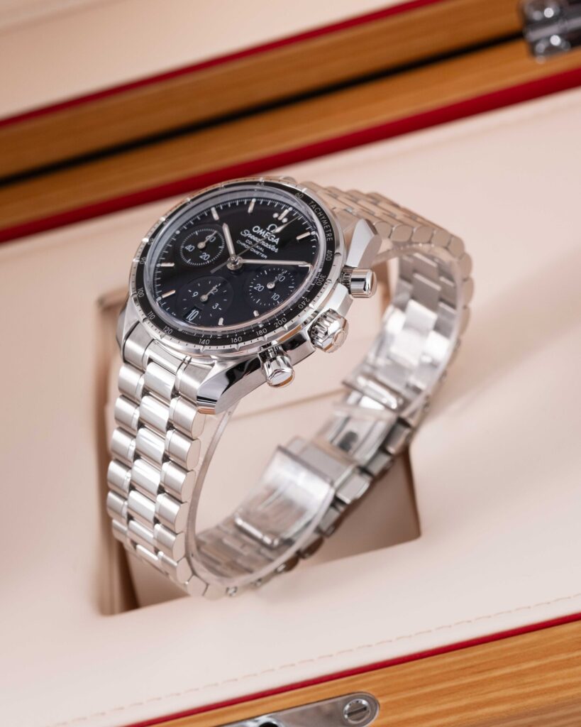 Omega Speedmaster 324.30.38.50.01.001 2026