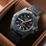 Breitling Avenger Blackbird V17311101B1W1 2019