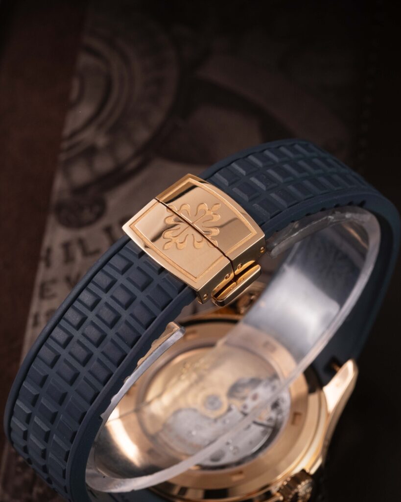 Patek Philippe Aquanaut 5261R-001