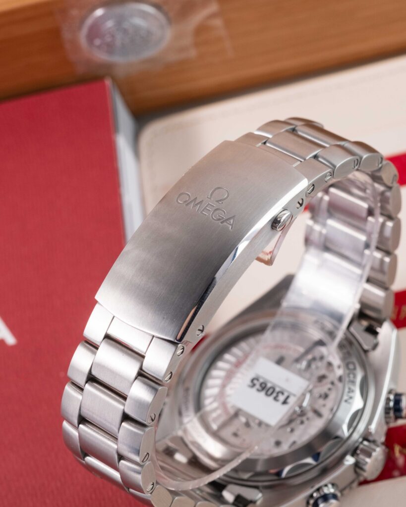 Omega Seamaster Planet Ocean Chronograph 215.30.46.51.03.001 2023
